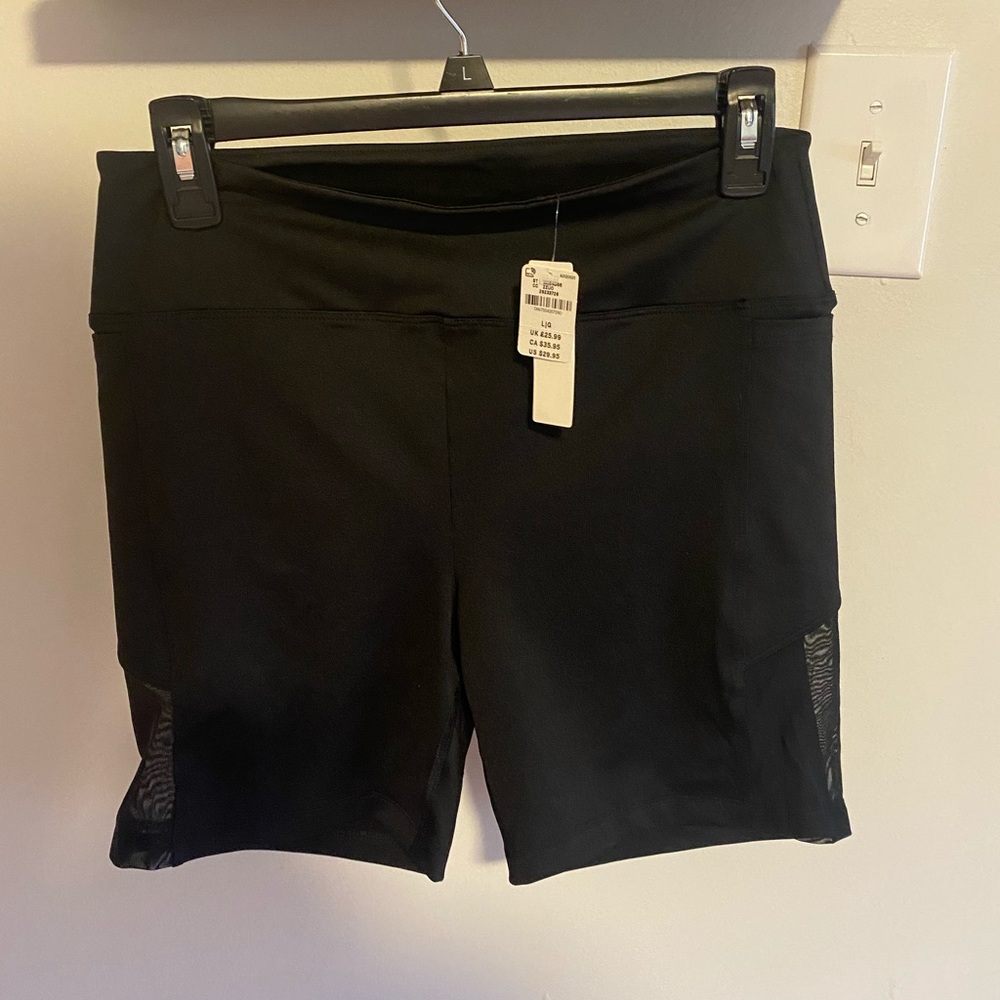 Large VS PINK ultimate high waist bike short